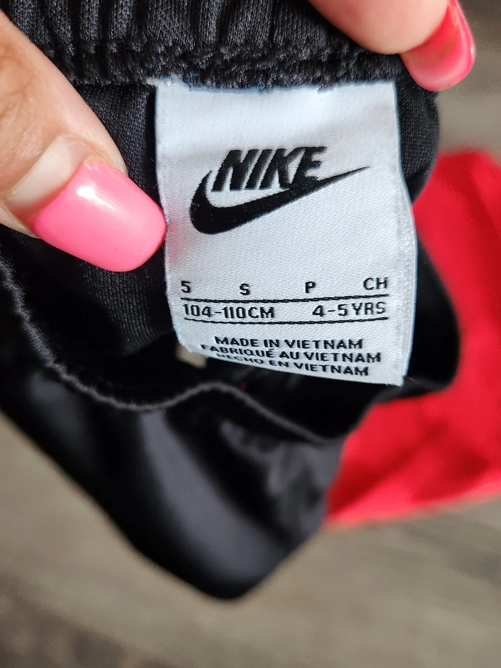 Nike Red and Black Kids Logo Tee & Athletic Shorts Set 4-5 - Picture 6 of 7